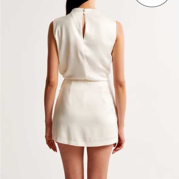 abercrombie and fitch satin draped mini skort in white - Picture 5 of 9
